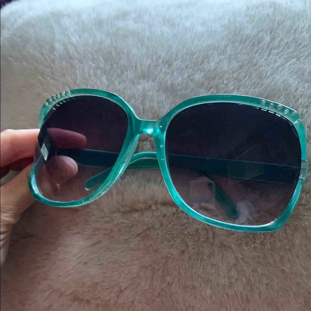 Stylish Teal Sunglasses